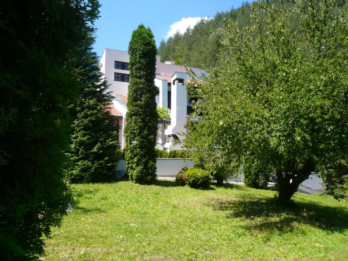 Мечтаната Селска Къща На Реката Със Семейство И Приятели! Ribarica Exterior foto